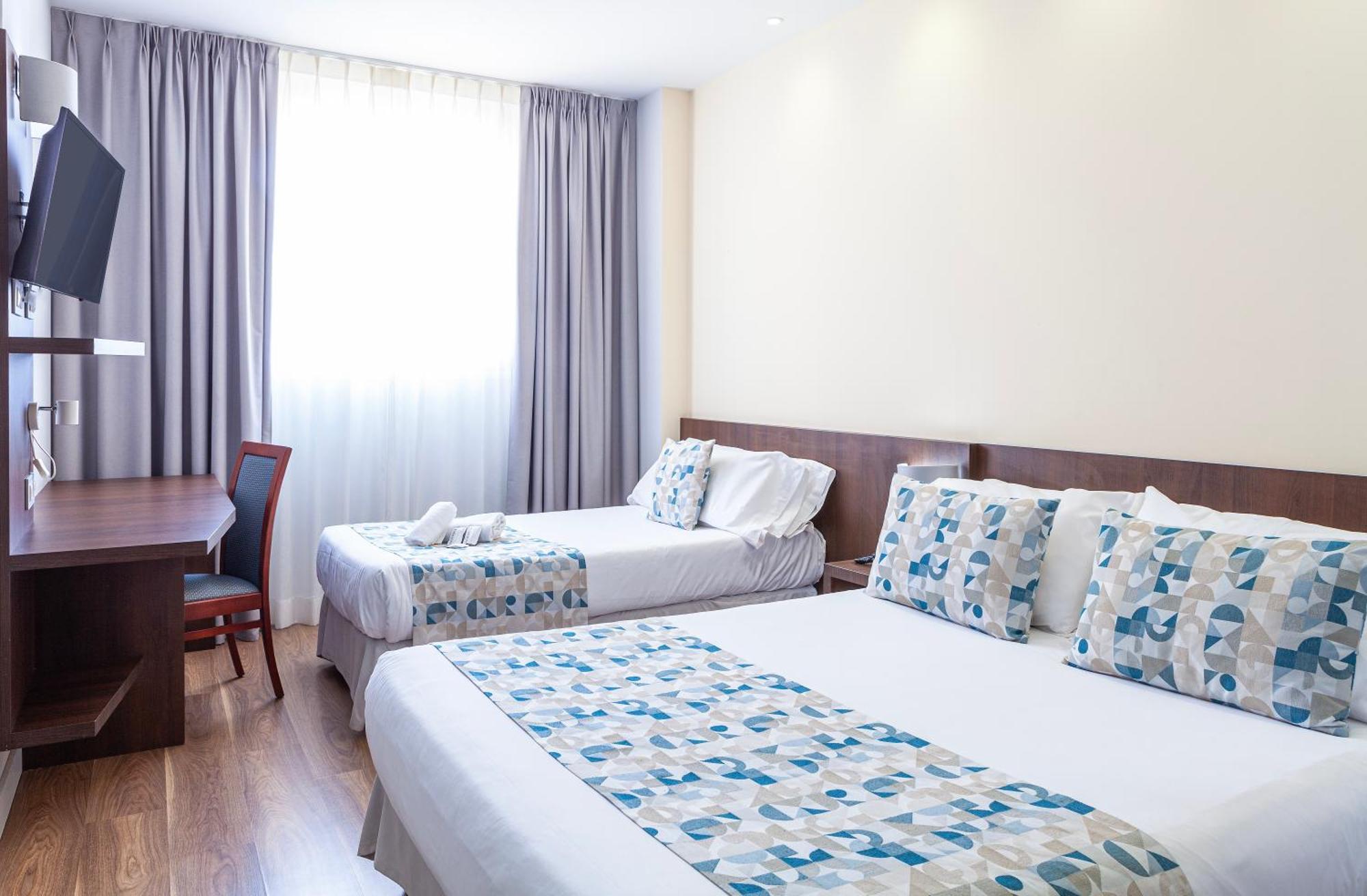 Hotel Olympia Universidades Valenza Esterno foto